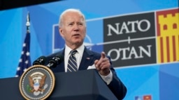 ABD Başkanı Joe Biden geçen yıl Madrid'de yapılan NATO Zirvesi'nde konuşurken, 22 Haziran 2022. 
