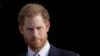 FILE - Pangeran Harry di taman Istana Buckingham, London, Inggris, 16 Januari 2020. Istana Buckingham mengatakan Pangeran Harry akan menghadiri upacara Penobatan ayahnya, Raja Charles III, di Westminster Abbey pada 6 Mei. (AP/Kirsty Wigglesworth, File)