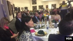 Udaba Esilwethulelwe NguMqondisi Dube