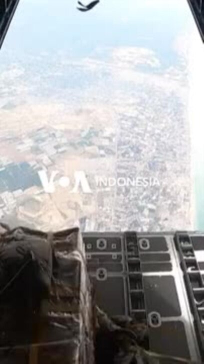Yordania Terjunkan Bantuan untuk Gaza dari Pesawat