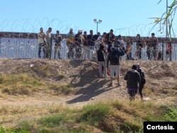 Migrantes en Ciudad Juárez. Foto Francisco Servin.