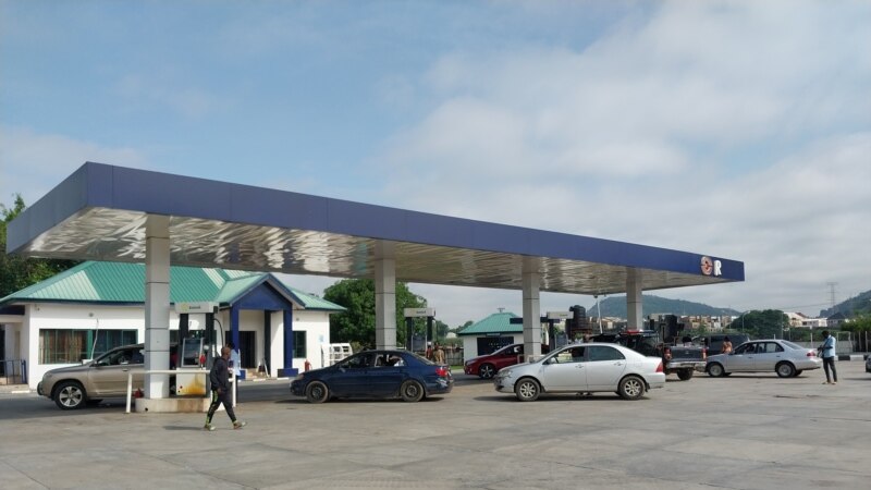 Niveau record du prix du carburant : les Nigérians se plaignent