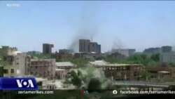 Sudan, banorët ikin ndërsa luftimet përshkallëzohen 