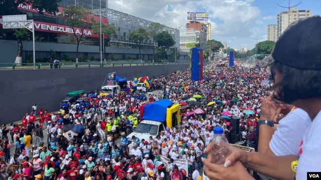 En Fotos | Arranca oficialmente la campaña electoral por la presidencia en Venezuela