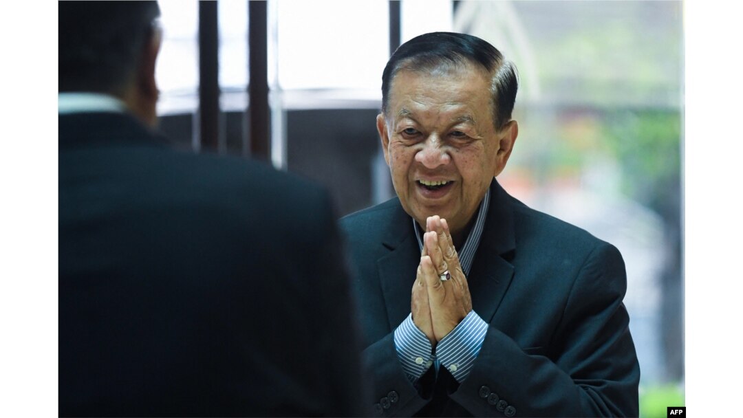 FILE - Wan Muhamad Noor Matha di Lancaster Hotel, Bangkok, 27 Maret 2019. (Lillian SUWANRUMPHA/AFP)