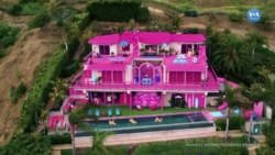 Pespembe Barbie evinde kalmak ister miydiniz? 