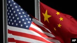 Bộ Ngoại giao Trung Quốc ngày 28/5 cho biết Trung Quốc và Hoa Kỳ đã tổ chức tham vấn về các vấn đề hàng hải, đồng ý duy trì liên lạc và tránh những hiểu lầm, tính toán sai lầm.