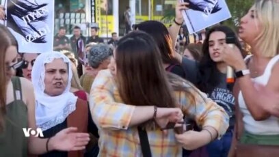دوای مەرگی ژینا قژ بوو بە هێمای ئازادی بۆ ژنان