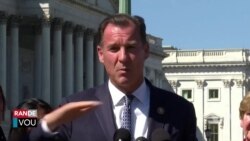 Demokrat Tom Suozzi Ranpote Syej Depite Repibliken Nouyok George Santos la 