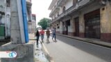 La historia del Canal de Panamá bajo tumbas