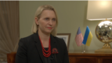 "Ми спостерігаємо за цим з посольства як яструб", – посолка США про допомогу Україні. Відео