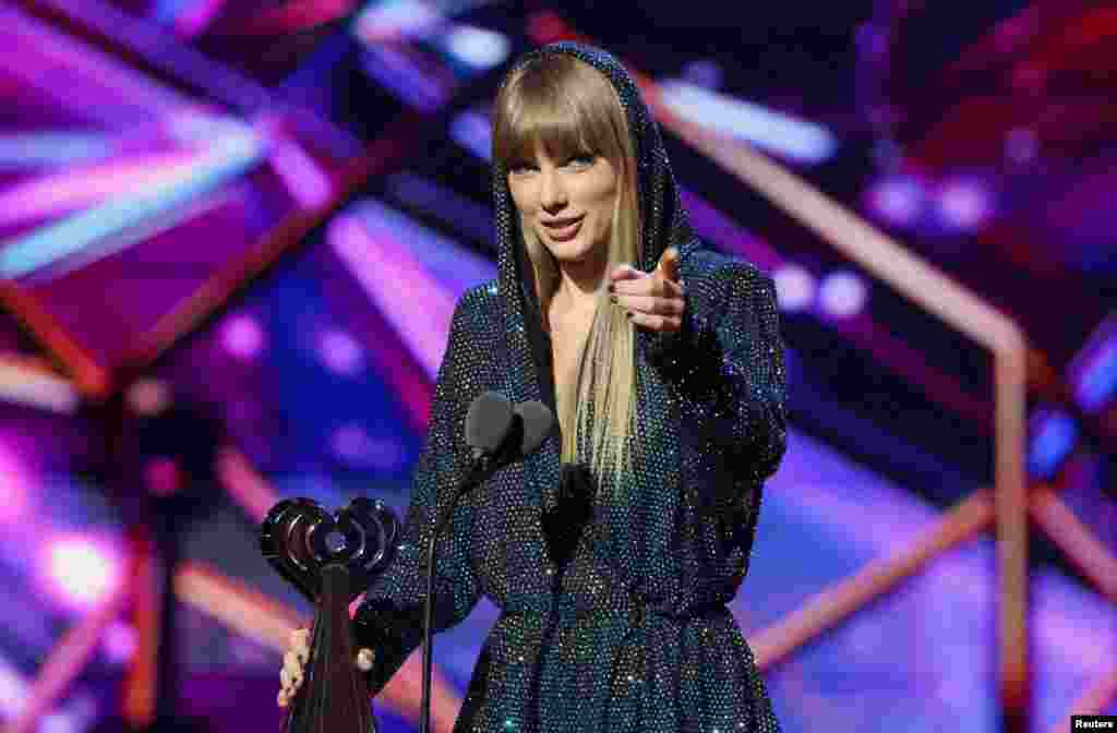 Тејлор Свифт на музичките награди iHeartRadio во Лос Анџелес, Калифорнија, 27 март 2023 година.