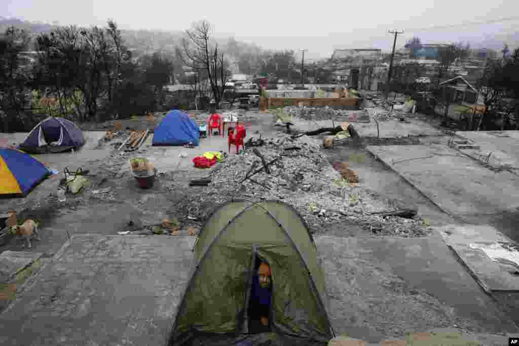 د چیلي د ویلا ډل مار سیمې په ځنګلونو کې اورلګېدنې زرګونه کورنۍ بې کوره کړي دي