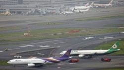 ဂျပန် Haneda လေဆိပ်ပြေးလမ်းပေါ်မှာ လေယာဉ်နှစ်စီး တိုက်မိ