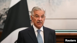 د پاکستان د دفاع وزیر خواجه اصف