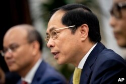 FILE - Menteri Luar Negeri Vietnam Bui Thanh Son. (AP/Andrew Harnik, Pool)