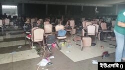 ভারতের কেরলের কোচির কালামাসেরিতে এক কনভেনশন সেন্টারে খ্রিস্টানদের ধর্মীয় সভা জেহবাজ উইটনেস চলার সময় বিস্ফোরণ ঘটে। ২৯ অক্টোবর, ২০২৩।