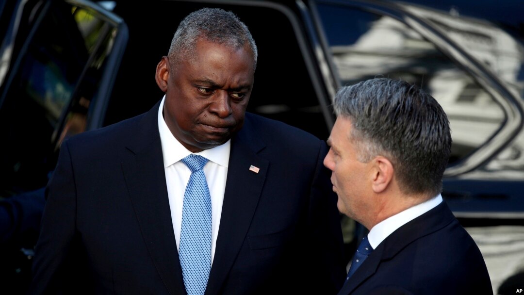 U.S. Secretary of Defense Lloyd Austin, left, and U.S. Secretary of State Antony Blinken arrive at Queensland Government House in Brisbane, Australia, on July 29, 2023.