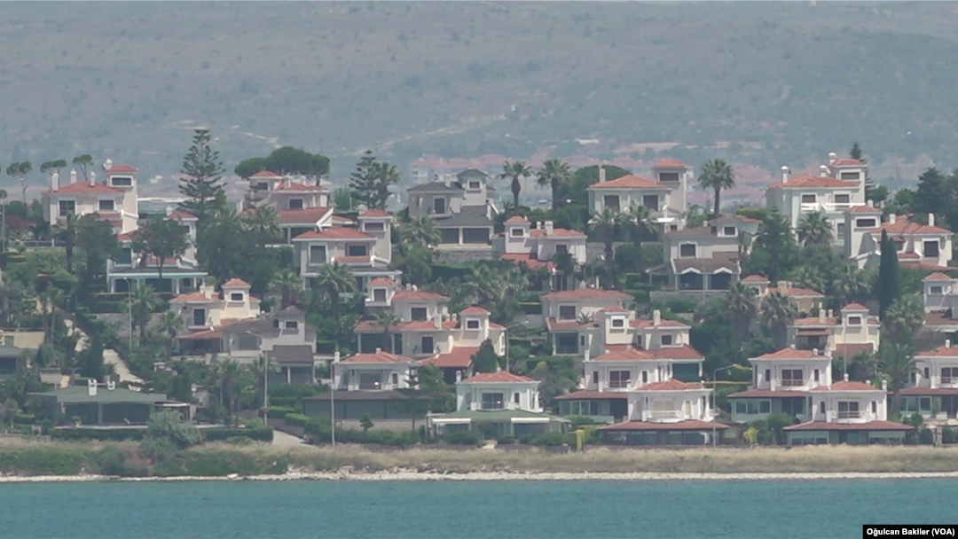Türkiye’de tatil beldelerinde görev yapan devlet memurları yüksek ev kiralarından şikayetçi