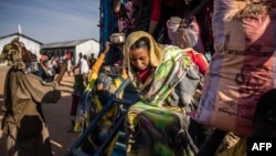 Plus de la moitié de la population soudanaise a besoin d'aide, selon l'ONU. Nombre d'entre eux ont fuit dans les Etats voisins, comme le Tchad ou ici le Soudan du Sud.
