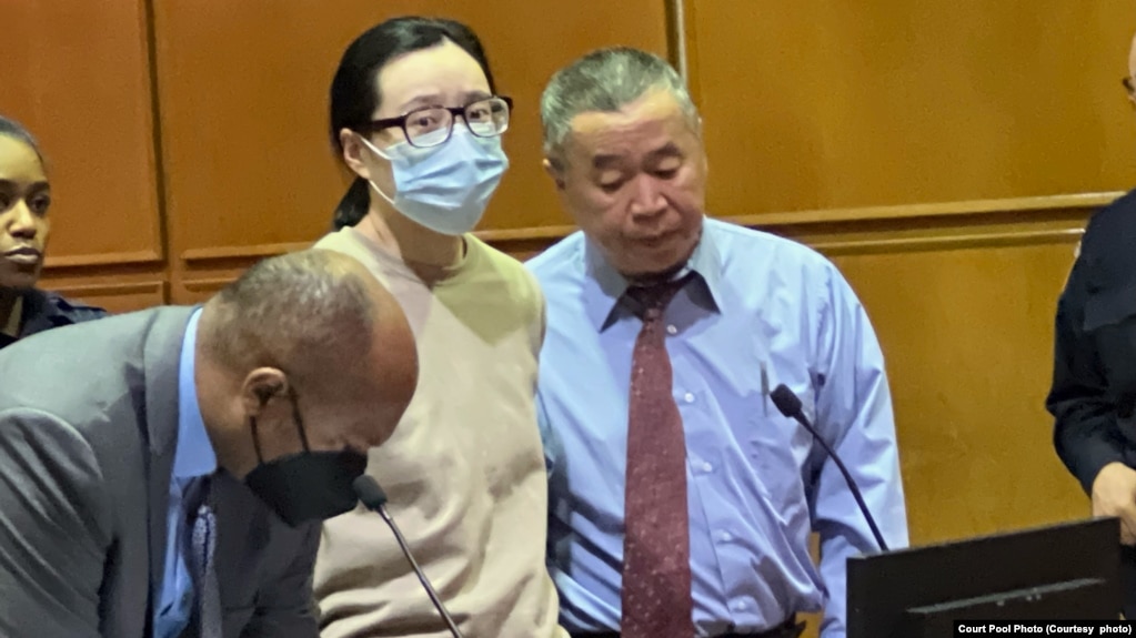 张晓宁，杀害八九天安门学生领袖、纽约移民律师李进进的凶嫌，2月8日在纽约皇后区最高法院出庭。（法院Pool照片）(photo:VOA)