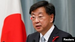 ARCHIVO - El jefe de Gabinete de Japón, Hirokazu Matsuno, en una foto del 4 de octubre de 2021.
