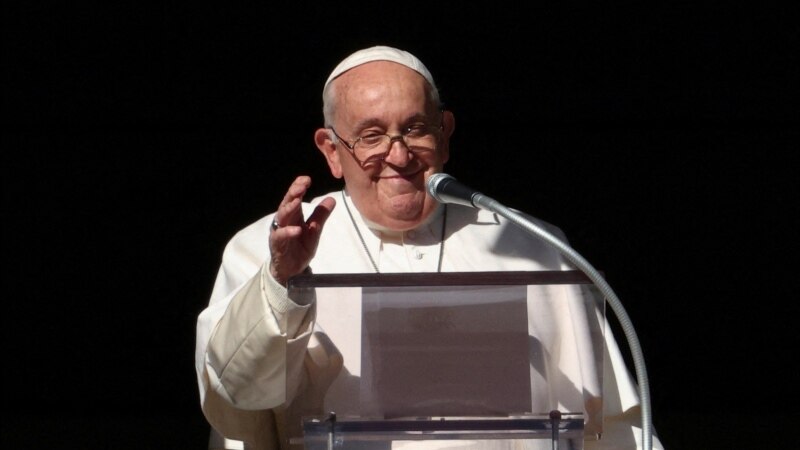 Pope Approves Blessings for Same-sex Couples
