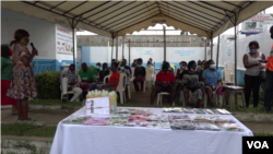 Séance publique consacrée au sevrage dans un centre de désintoxication à Douala, le 15 juillet 2024.