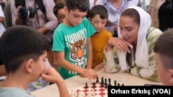 Depremzedelerle biraraya gelen Suudi Arabistan Prensesi ve Birleşmiş Milletler (BM) Habitat İyi Niyet Elçisi Lamia Bint Macid el Saud, Türkiye ve Birleşmiş Milletler arasındaki çalışmaların devam edeceğini söyledi. 