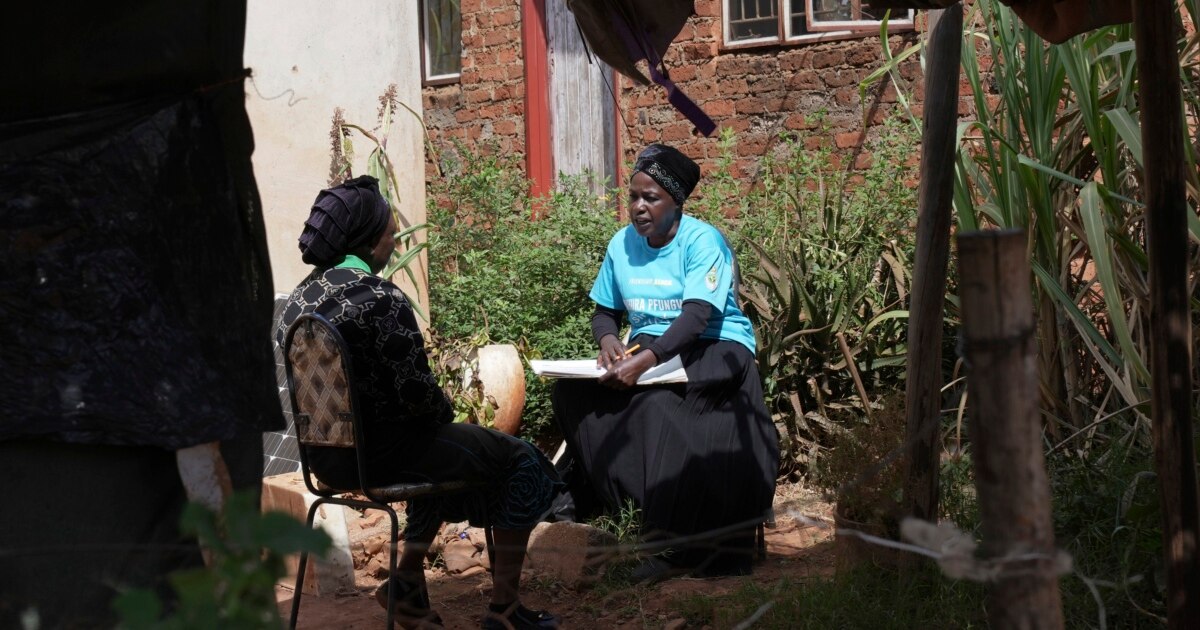 Park Benches And Grandmothers: Zimbabwe's Novel Mental Health Therapy Spreads Overseas - VOA Zimbabwe