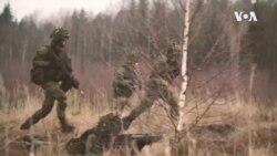 Литванската армија и цивили волонтери интезивно вежбаат воени тактики