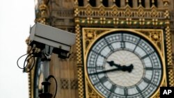 영국 런던 소재 시계탑 '빅벤' 근처에 설치된 감시카메라 (자료사진)