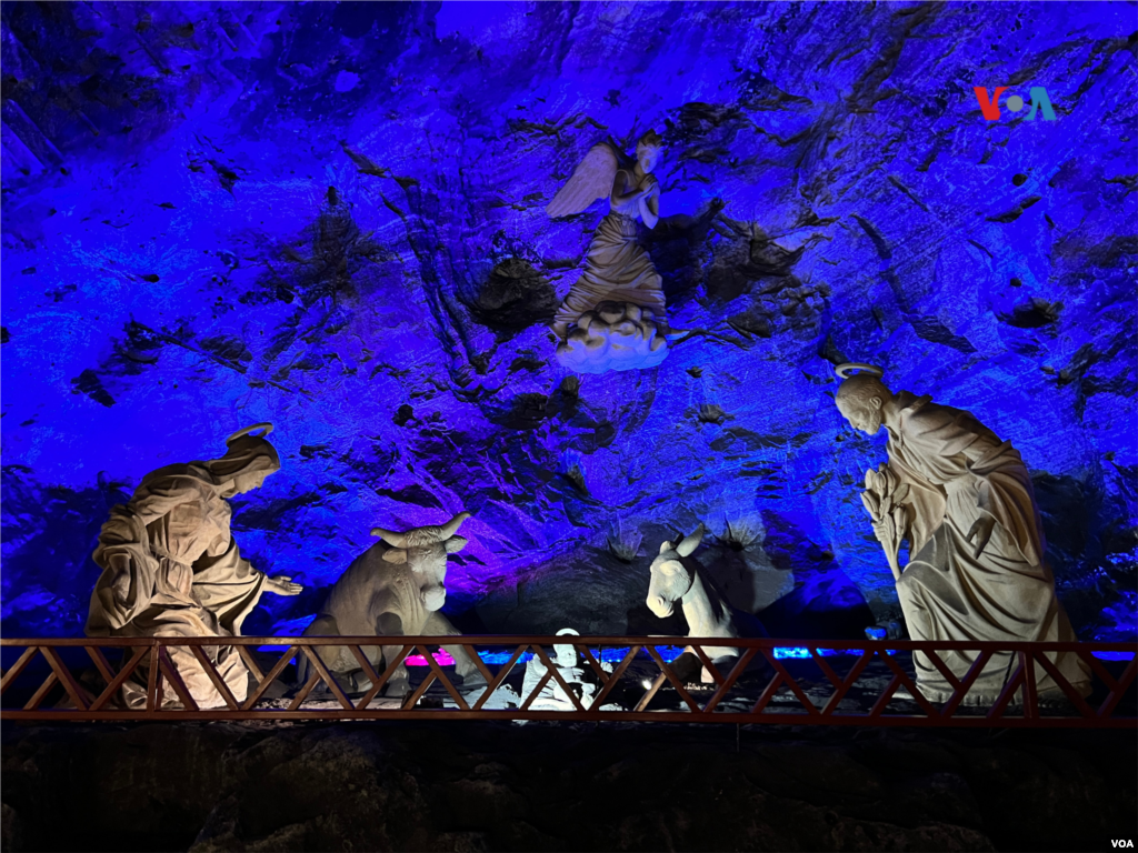 Pesebre dentro de la Catedral de Sal de Zipaquirá, situado a 180 metros bajo tierra. &nbsp;