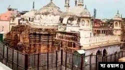 ভারতে উত্তর প্রদেশের বারাণসীতে জ্ঞানবাপী মামলায় আদালতের নতুন নির্দেশ 