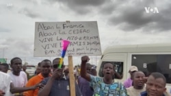 Coup Supporters Gather Near French Base in Niger