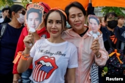 Move Forward Party supporters celebrate the party's election results in Bangkok, May 15, 2023. (REUTERS/Jorge Silva)