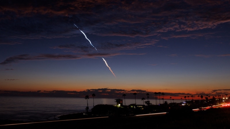 SpaceX rocket accident leaves Starlink satellites in wrong orbit 