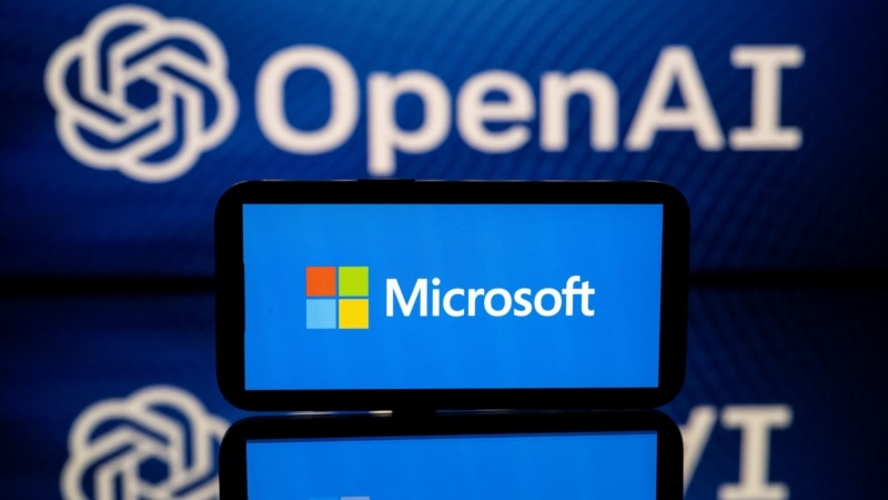 Microsoft presenta IA para su paquete de Office en una competencia cada vez mayor con Google
