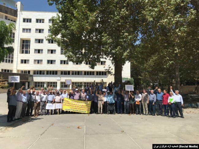 اعتراضات بازنشستگان مخابرات، آذربایجان غربی، دوشنبه ۶ شهریور ۱۴۰۲