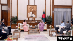 গণভবনে এডিবির ভাইস প্রেসিডেন্ট ফাতিমা ইয়াসমিনের সঙ্গে প্রধানমন্ত্রী শেখ হাসিনা। ৩১ মার্চ, ২০২৪।
