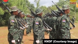 ကရင်နီတပ်မတော် KNDF ဗျူဟာ(၄)ရဲ့ "စည်းရိုး" Project မှ ရရှိလာသော လက်နက်များအပ်နှင်းပွဲ အခမ်းအနား (ဩဂုတ် ၂၅၊ ၂၀၂၃)
