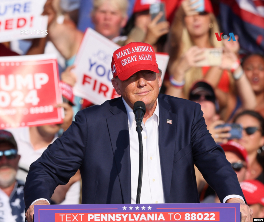 Donald Trump asistió de un acto de campaña en Pensilvania, donde pronunciaba un discurso al momento que se escucharon disparos. 