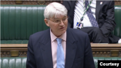 英國外交部國務大臣麥俊高（Andrew Mitchell，又譯米切爾）（照片來源：英國國會）