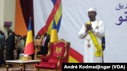 Mahamat Idriss Deby Itno, président de la République du Tchad (VOA Afrique/André Kodmadjingar).