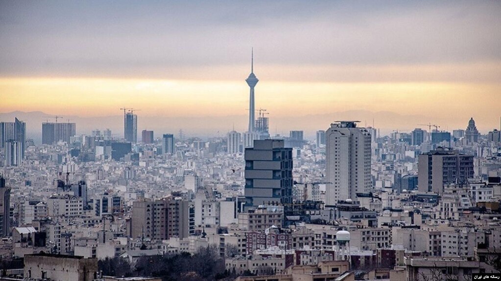 بالا رفتن قیمت دلار به گفته کارشناسان سبب رکود در پروژههای ساخت مسکن شده است.
