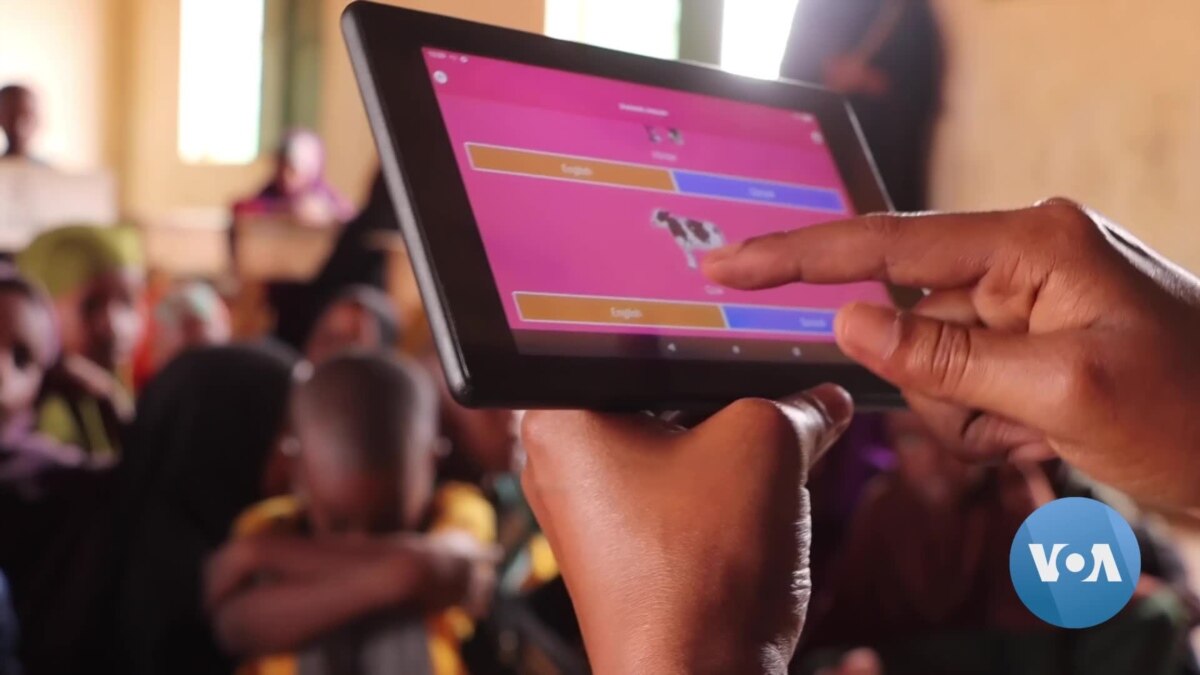 Kenyan Startup Distributes Learning Software on SolarPowered Tablets