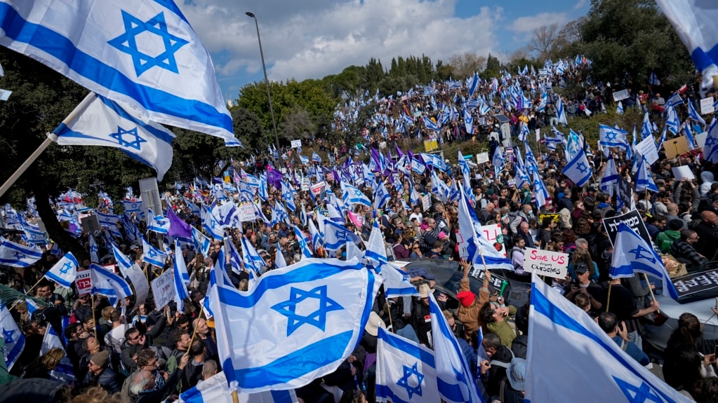 In Israel, Large Protests Against Proposed Judiciary Changes