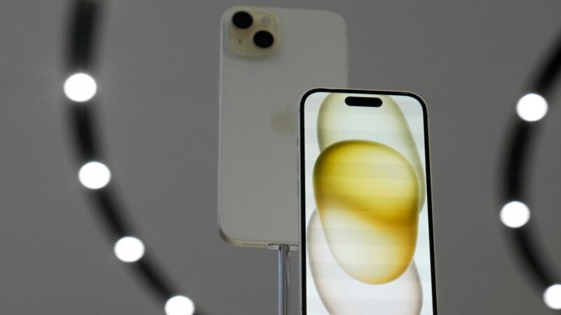 Apple to Fix Software Bug Making iPhone 15 Models Too Hot to Handle ...