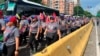 Manifestantes partidarios de Nicolás Maduro, salieron a defender el resultado que dio el Centro Nacional Electoral que da por victorioso al mandatario.