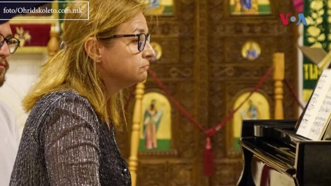 Разговор со Илинка Манова, македонска пијанистка во САД